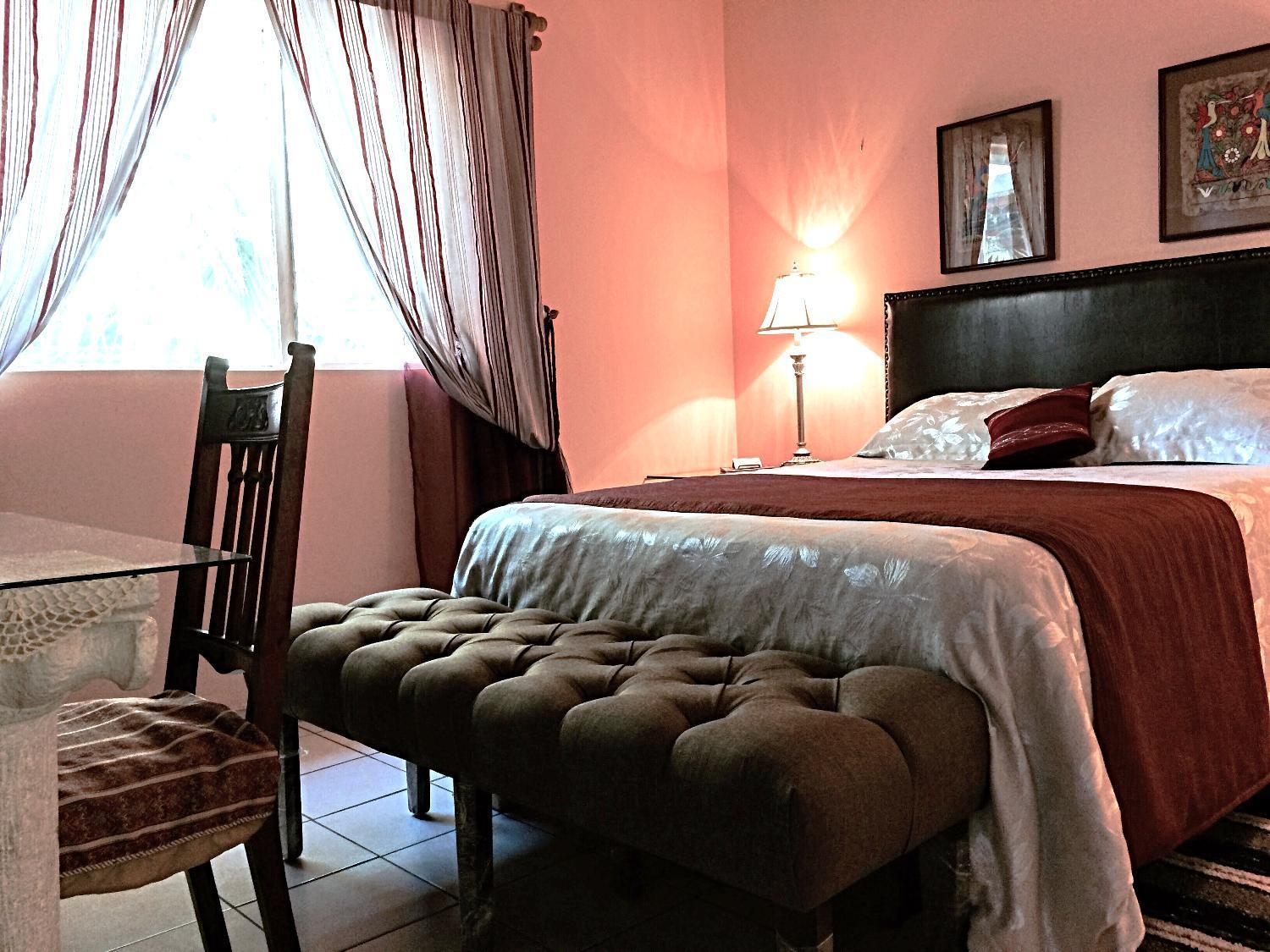 Dickinson Guest House, Guadalajara Expo Экстерьер фото